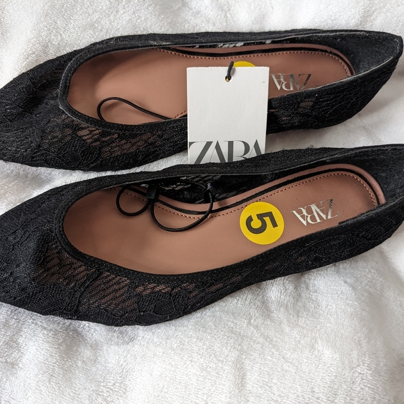 Zara Lace Pointed Flat shoes - Picture 2 of 4
